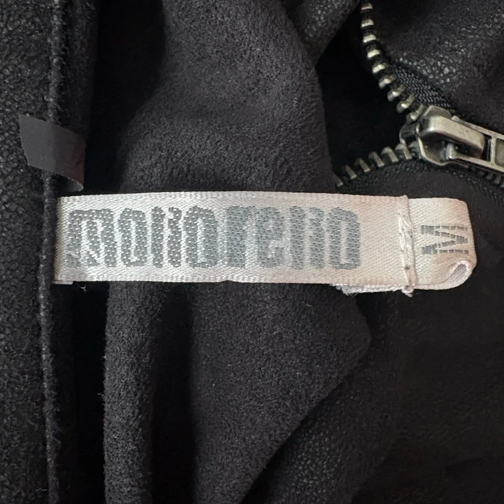 Monoreno black faux